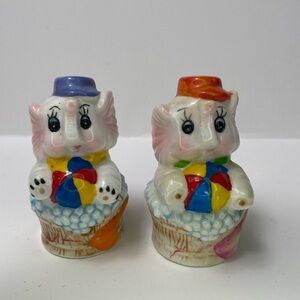 Vintage elephant salt and pepper shakers‎ Japan